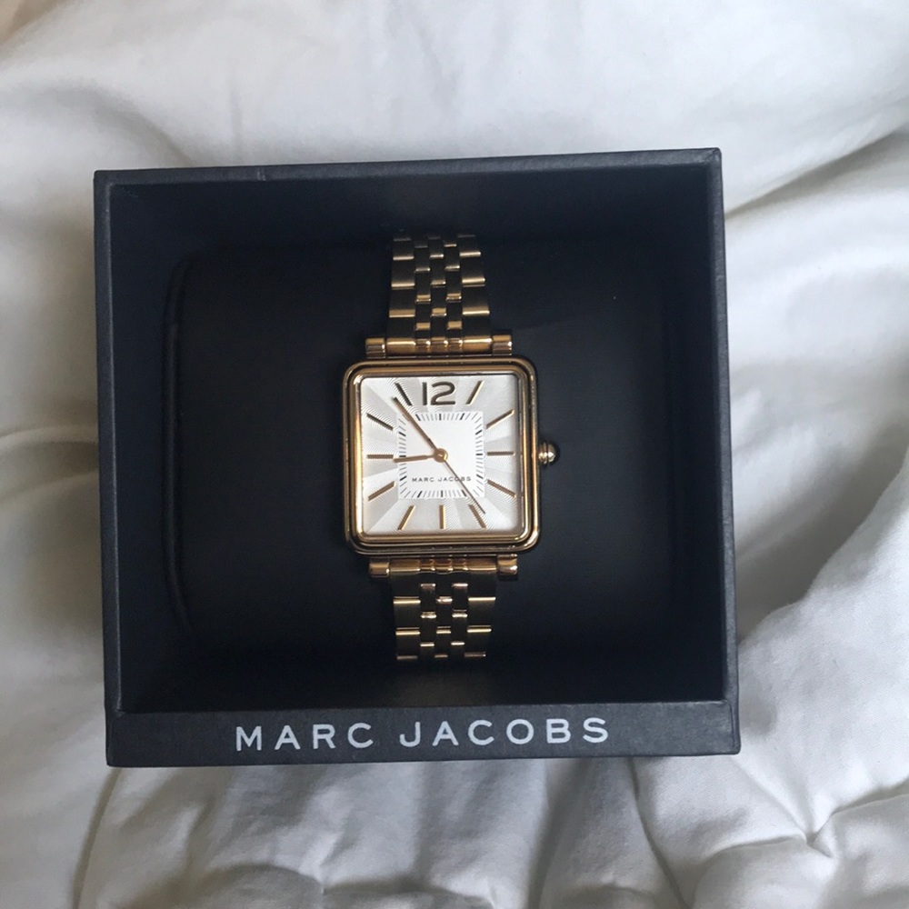 MARC JACOBS watch! Worn only a handful of times!